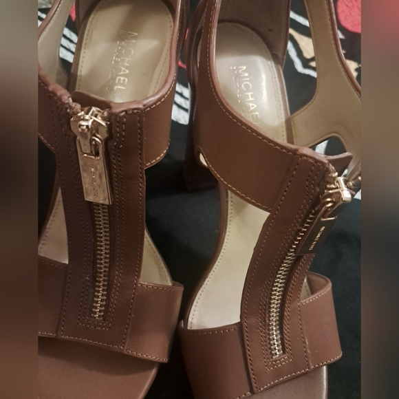 Micheal Kors Brown Front Zip Heels - Picture 3 of 9